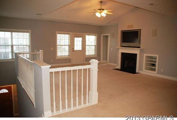 3rd image of 1945-201 Tara Court
