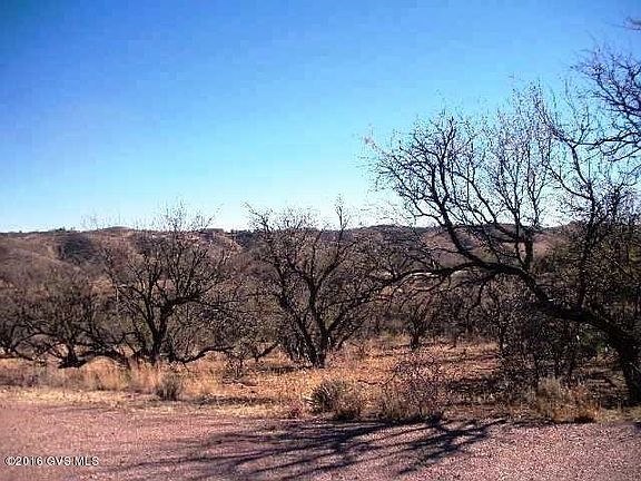 2 1012 Ule Court on your right