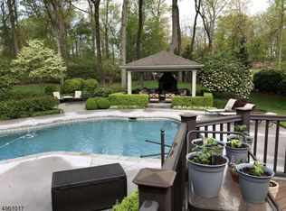 5 Wolf Hill Ter, Martinsville, NJ 08836