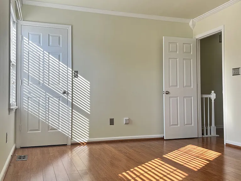 4622 Briarwood Dr — Photo 6