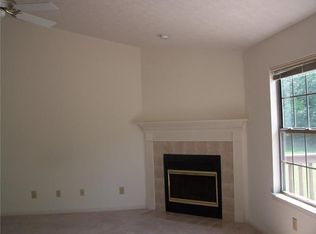 5914 Volunteer Dr, Indianapolis, IN 46254