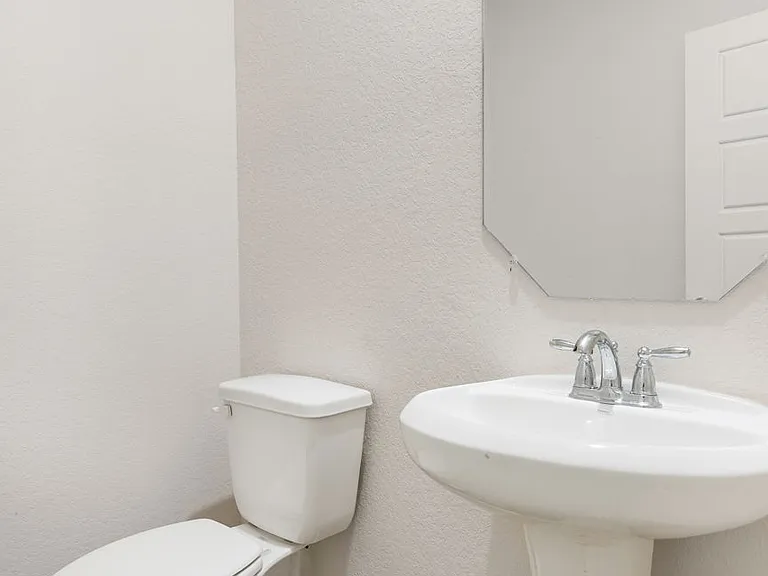 10226 Juniper Oaks — Photo 6