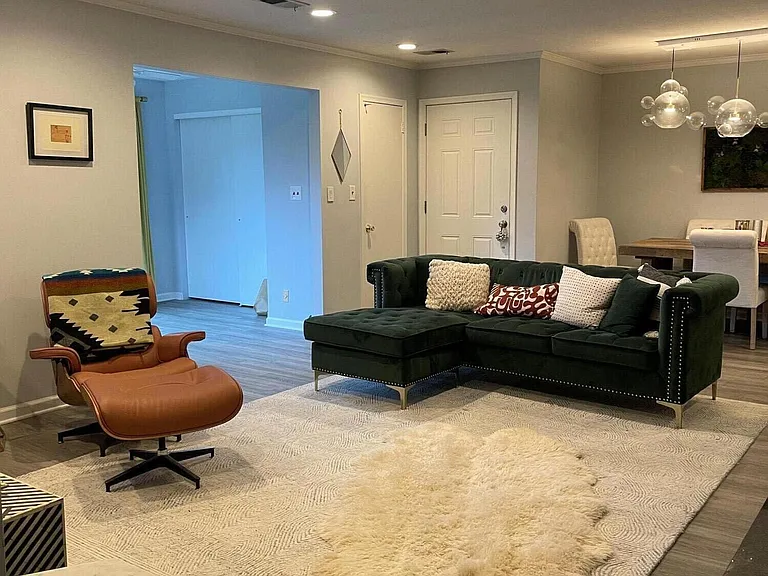 157 Frontier Way — Photo 3