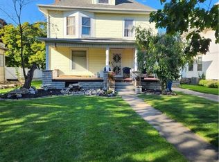525 E 2nd St, Pt Clinton, OH 43452