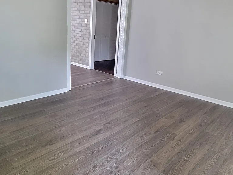 22230 Latonia Ln — Photo 2