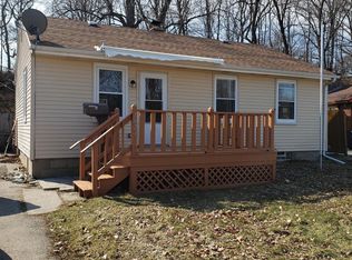 2821 Eisenhower Dr, Racine, WI 53405