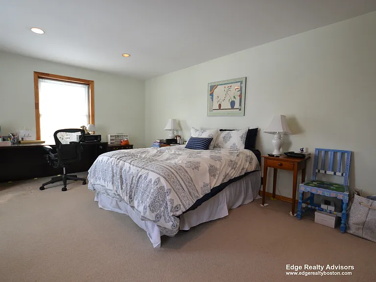 16A Lanark Rd — Photo 10