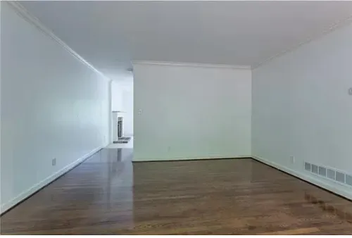 2304 Defoors Ferry Rd NW Photo 1