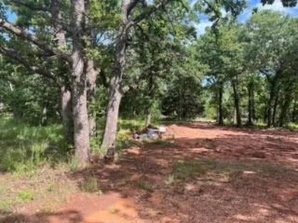 32080 Kingfisher Ln, Tecumseh, OK 74873