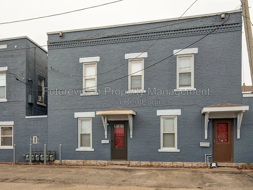 4 Irving St #1