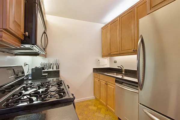 Sold by Corcoran | media 4