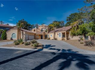 10 Princeville Ln, Las Vegas, NV 89113