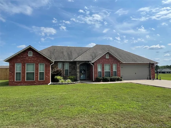 2008 E Meadow Ln, Stigler, OK 74462