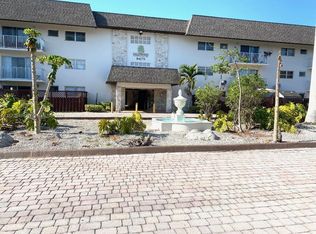 8475 SW 94th St APT 103E, Miami, FL 33156