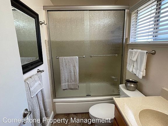 5th image of 4470 Hamilton Ave #A