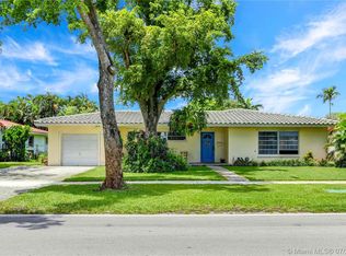 7031 Miami Lakeway S, Miami Lakes, FL 33014
