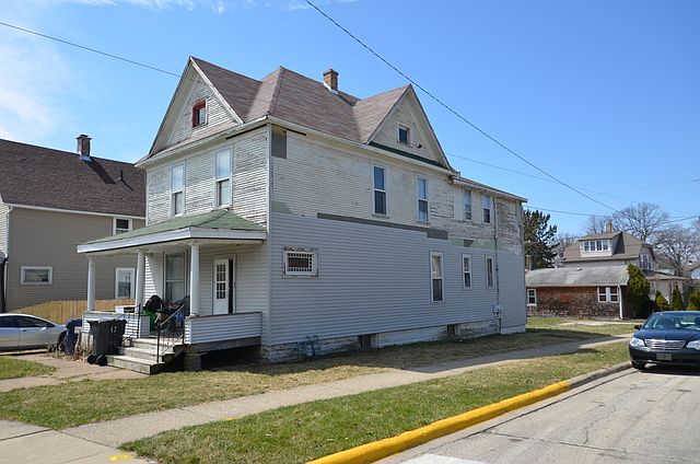 1st image of 1702 Park Ave