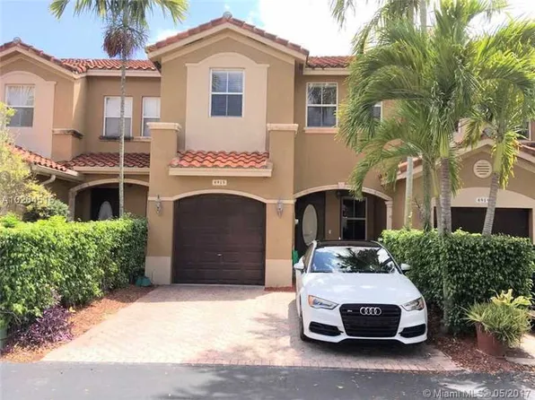 8915 SW 108th Path, Miami, FL 33176