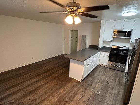 3rd image of 1718 Stoner Ave APT 2