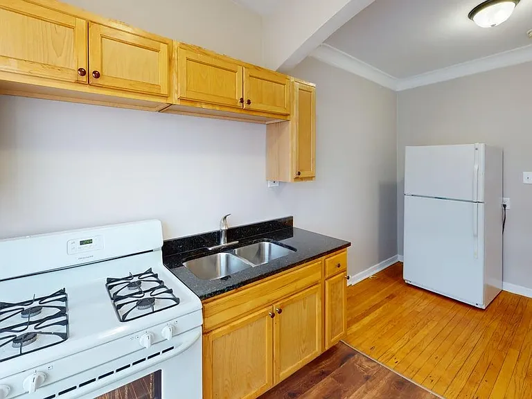 4850 W North Ave — Photo 24