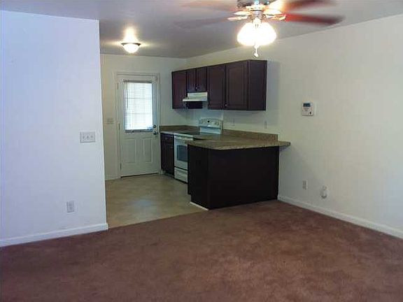 4th image of 7424 Rock St