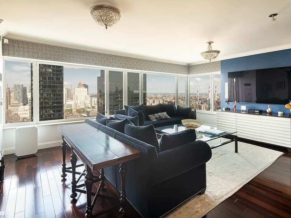 1st image of 425 E 58th St APT 32B