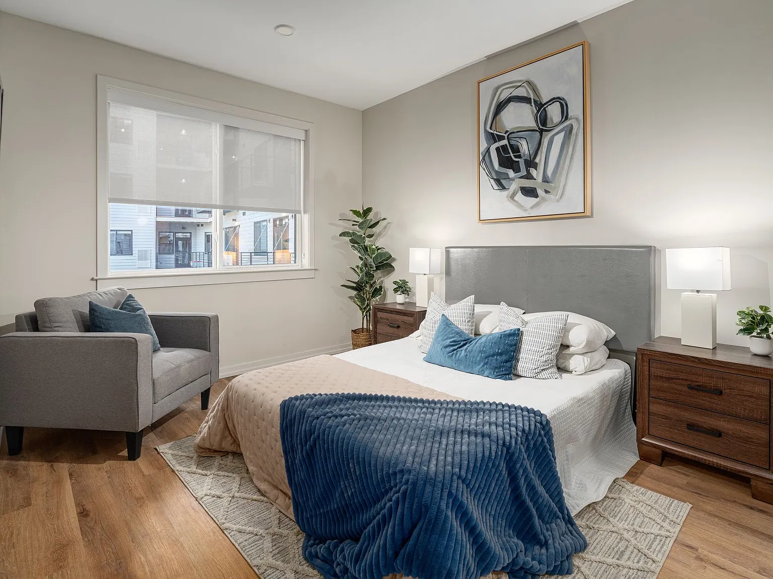 The Keystone Apartments — Photo 4