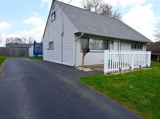 2284 Bel Aire Ln, Poland, OH 44514