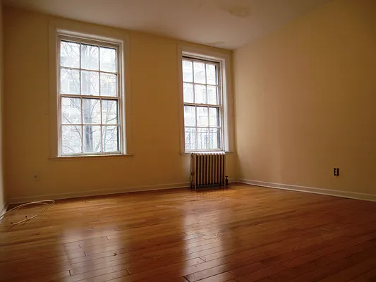 Rented by Waverly Realty Associates | media 9