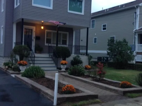 11 Lafayette Ave, Summit City, NJ 07901