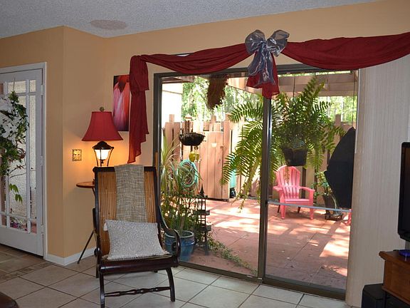 4th image of 10386 Big Tree Cir W