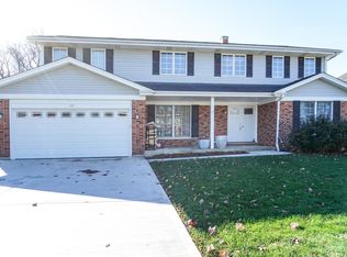 117 W Boardwalk Dr, Palatine, IL 60067