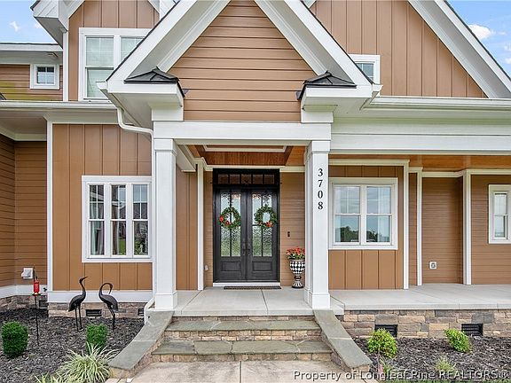 3rd image of 3708 Riverhill Dr