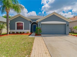 1057 Grand Canyon Dr, Valrico, FL 33594