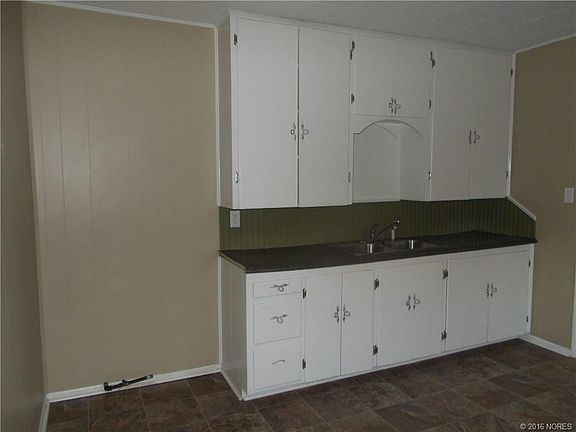 4th image of 416 N Elizabeth St