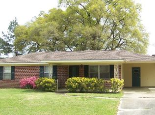 305 Scenic Dr, Eufaula, AL 36027