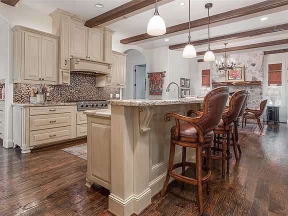 2nd image of 5917 Silver Rock Ln