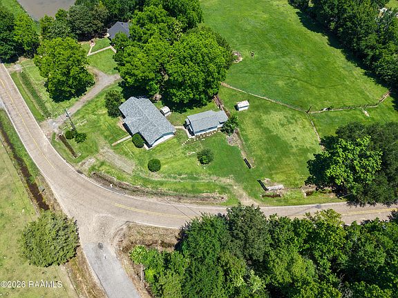 5th image of 1504 Pitreville Hwy