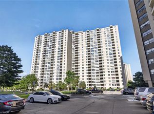 370 Dixon Rd #912, Toronto, ON M9R1T2