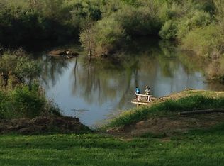 9511 Schaller Rd, Lenzburg, IL 62255