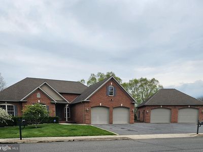 344 Moss Spring Ave, Greencastle, PA, 17225