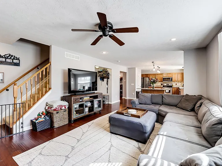 6700 Bartlett Ct — Photo 32
