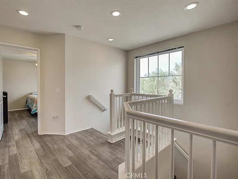 28545 Calex Dr — Photo 24