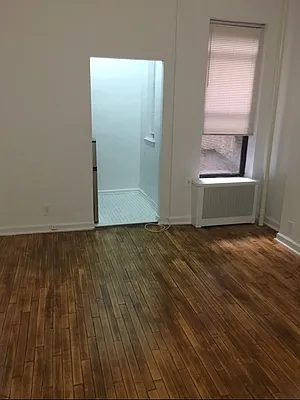 Sold by RC Realty Group of New York Inc | media 4