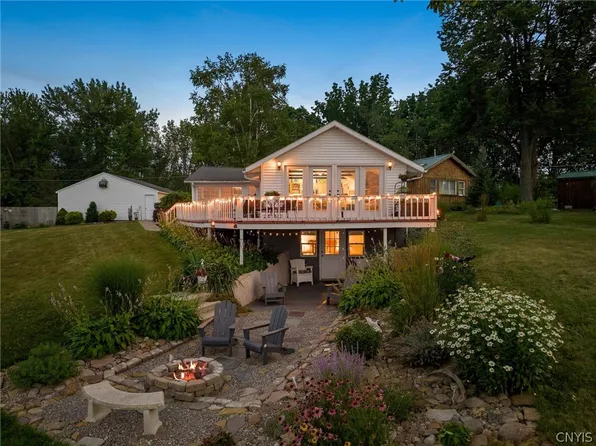 2447 Wilson Point Rd, Canastota, NY 13032