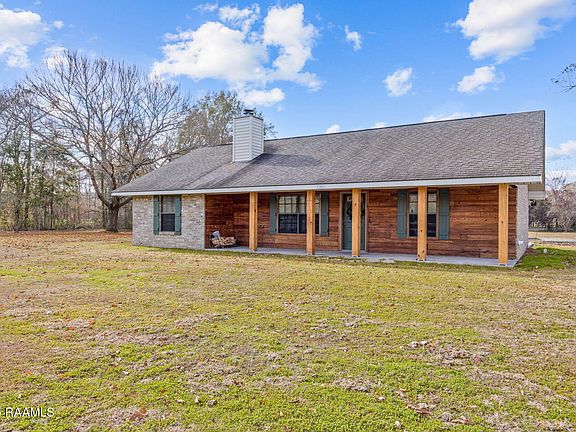2nd image of 3283 W Atchafalaya Levee Rd