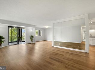 5904 Mount Eagle Dr APT 605, Alexandria, VA 22303
