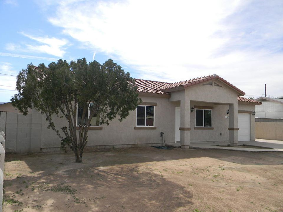 1st image of 2227 W Hidalgo Ave
