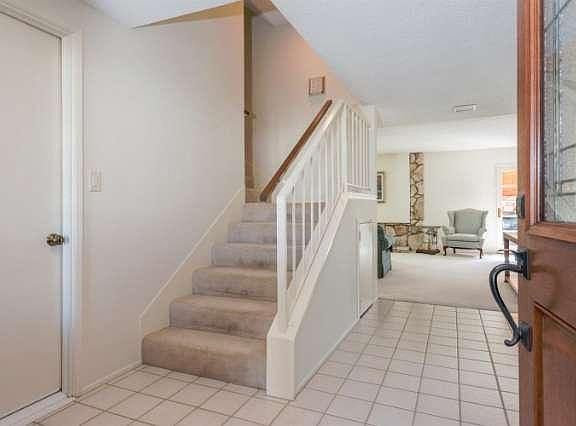 5th image of 2411 Seahorse Ave
