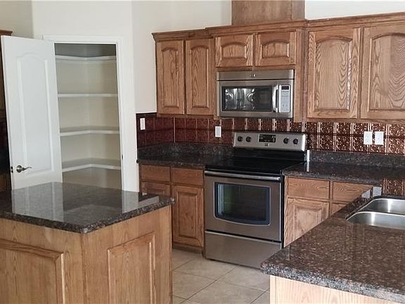 3rd image of 3510 Samgar St APT 1